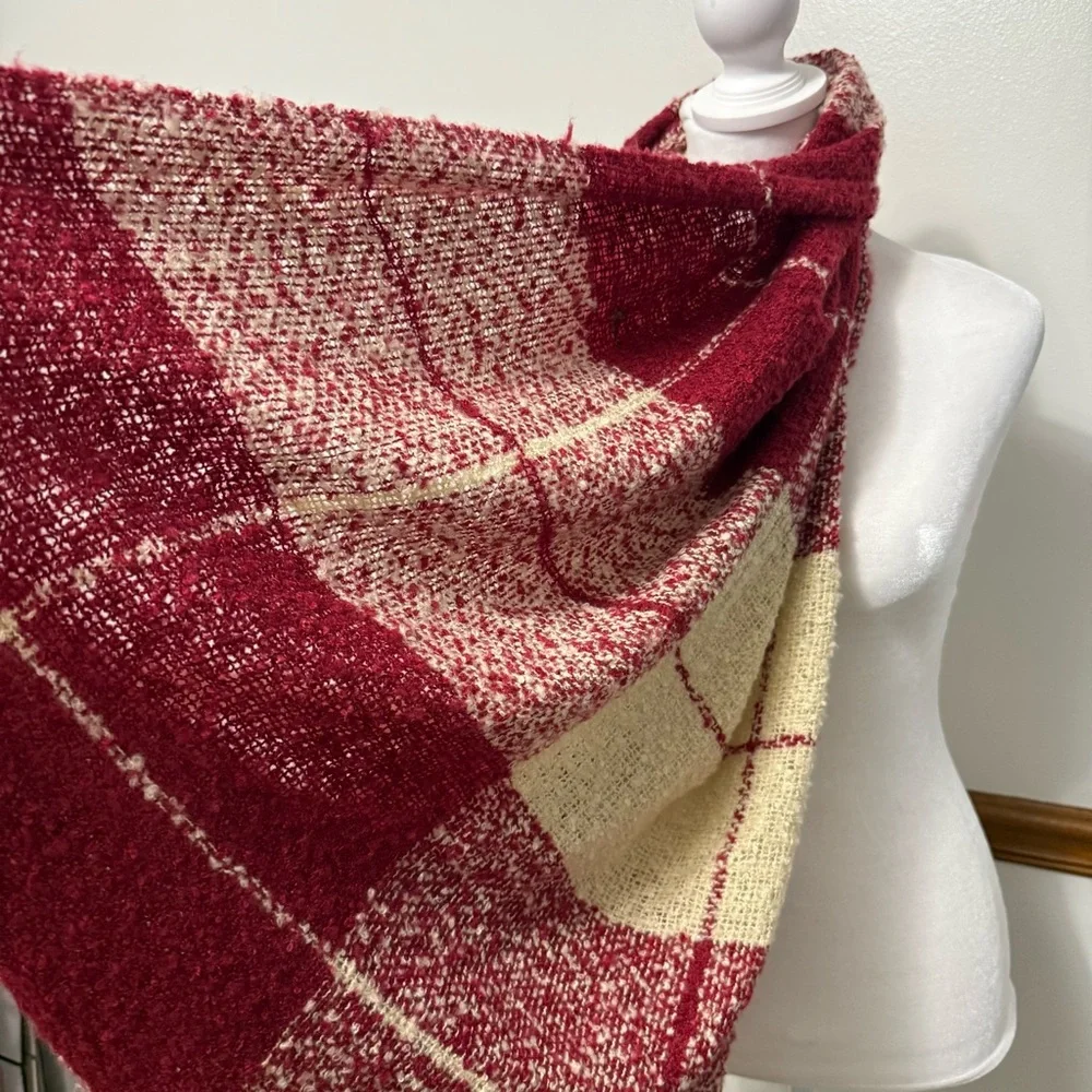 Laon Red Buffalo Plaid Acrylic Women’s Cream Infinity Scarf